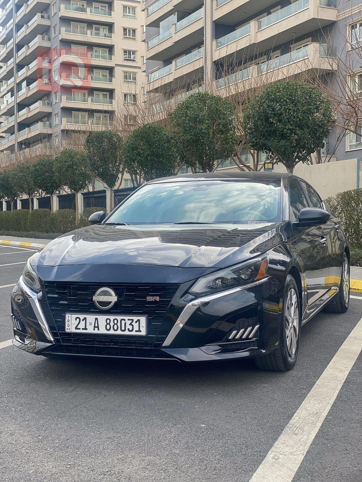 نيسان ألتيما